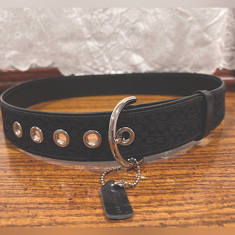 Authentic Coach belt